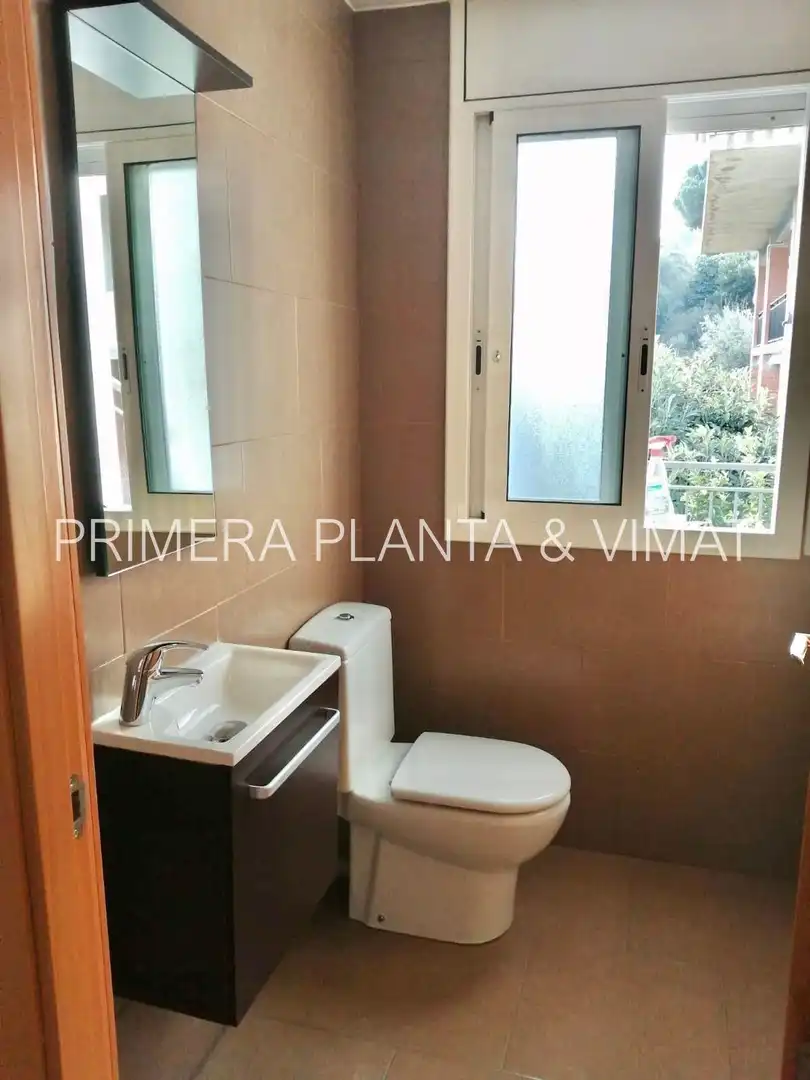 Bathroom of Houses for sale in Argentona  with Heating