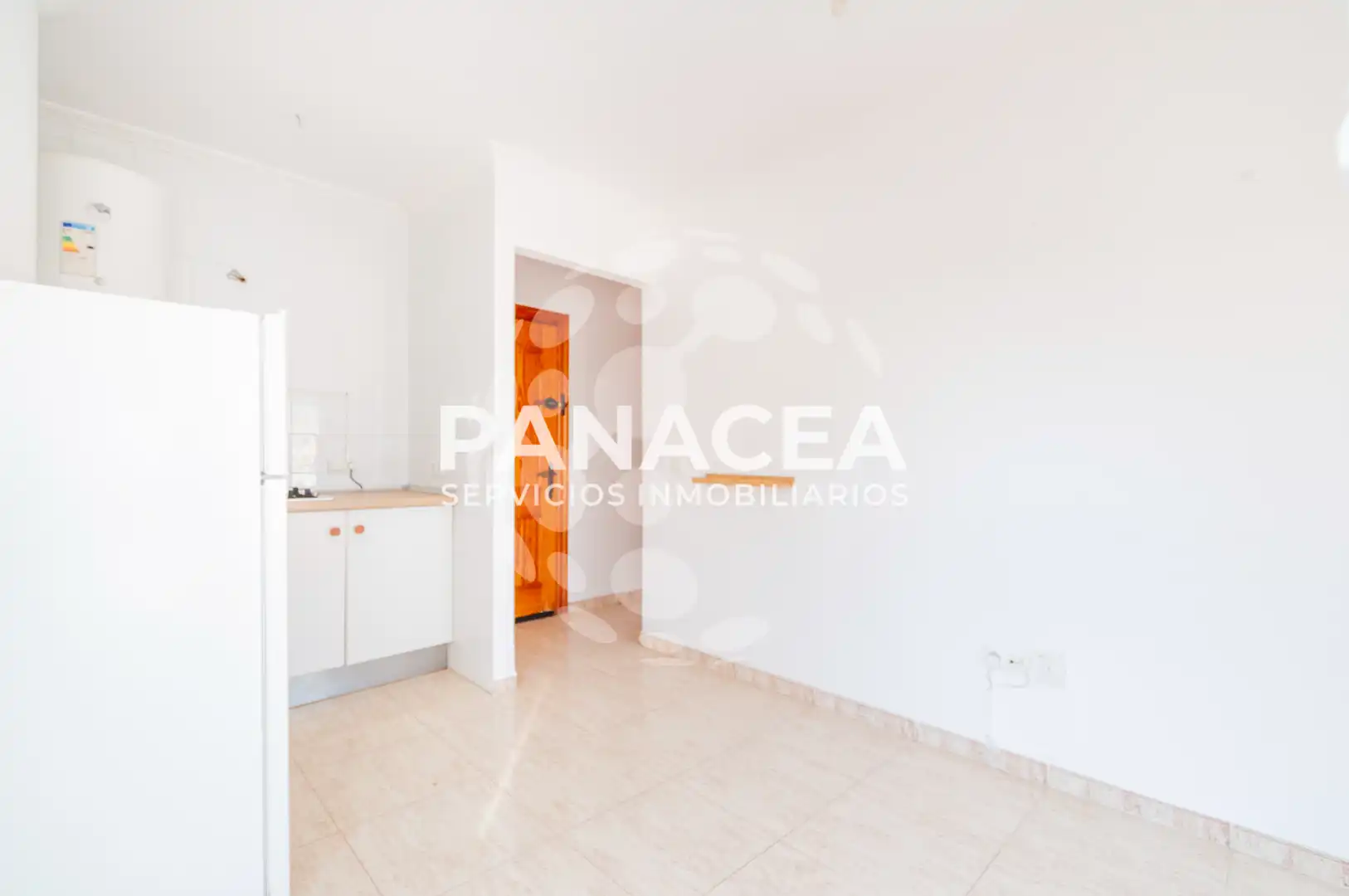Ático en venta en Roquetas de Mar con Terraza y Amueblado
