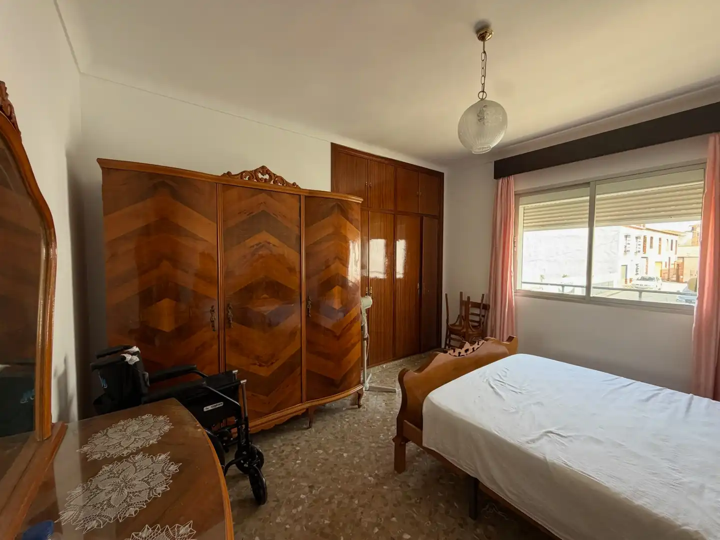 Dormitori de Casa adosada en venda en Álora amb Aire condicionat, Terrassa i Moblat