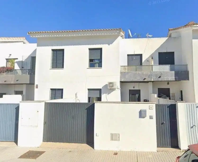 Casa amb jardí en venda a Calle RAMON VILA JIMENEZ 6