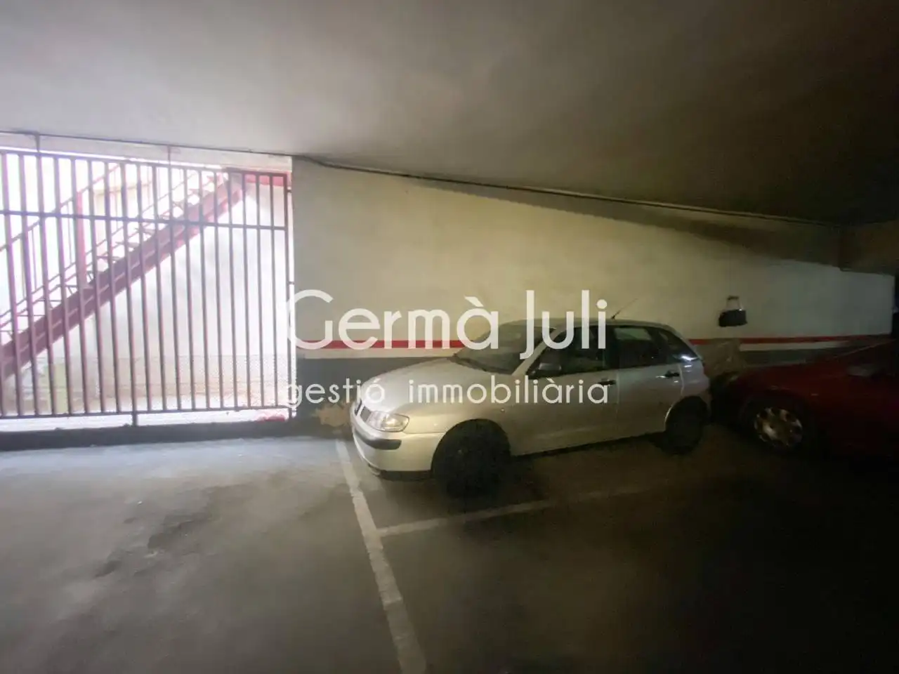 Parkplatz von Garage zum Verkauf in Badalona