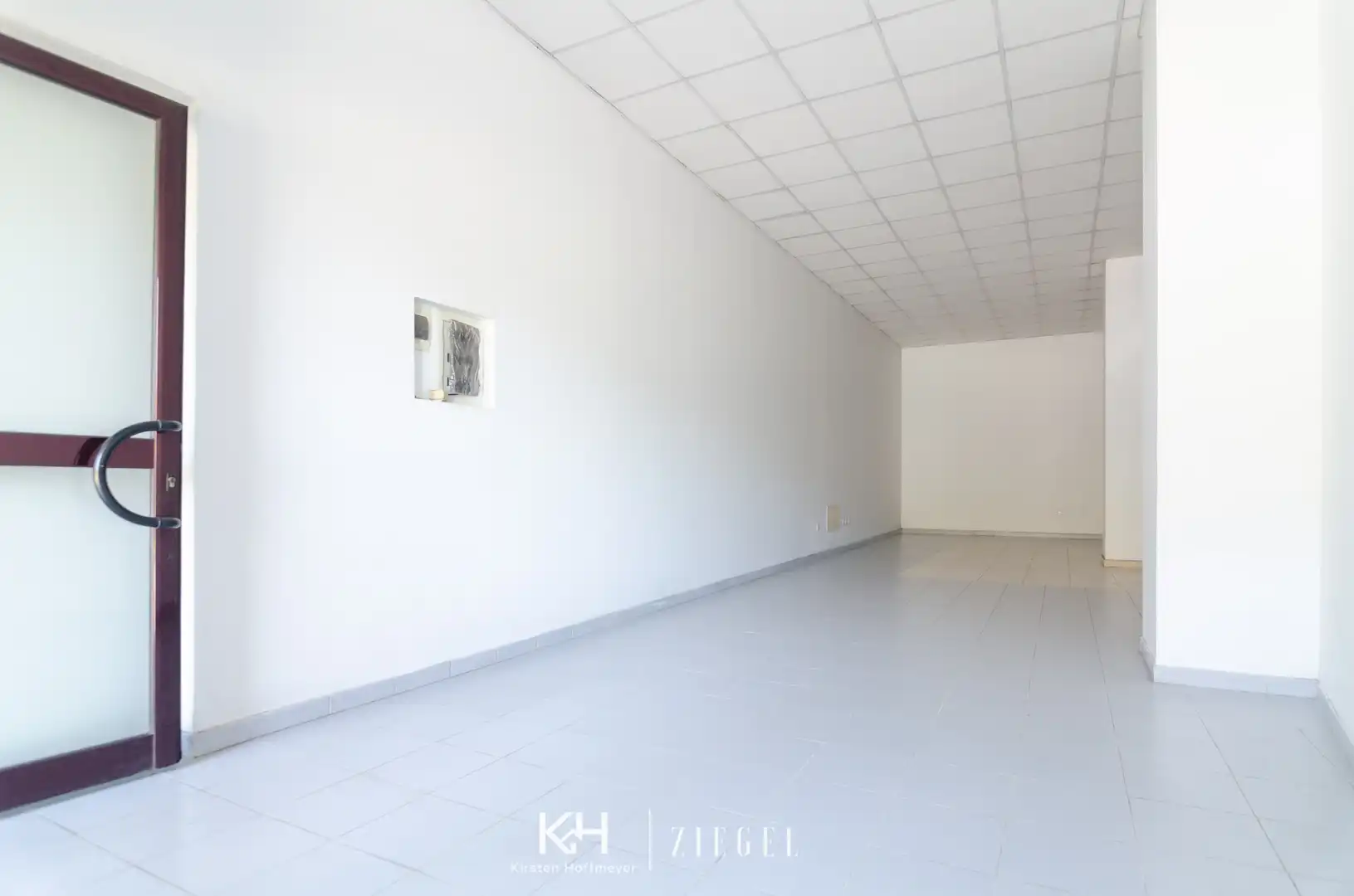 Local comercial en venta en Avenida Tinamar 4, imagen 5