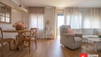 Sala d'estar de Pis en venda en Torredembarra amb Aire condicionat i Terrassa