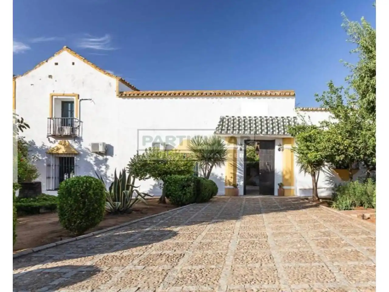 Exterior view of Houses for sale in Alcalá de Guadaira  with Air Conditioner, Heating and Private garden