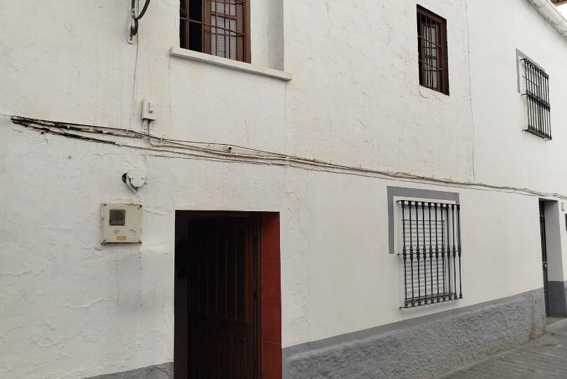 Photo 1 of Single-family semi-detached for sale in Benamocarra, Málaga