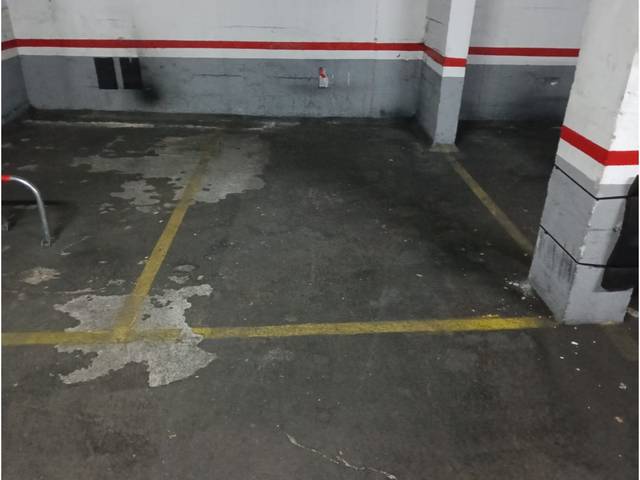 Garaje en Venta en La Teixonera