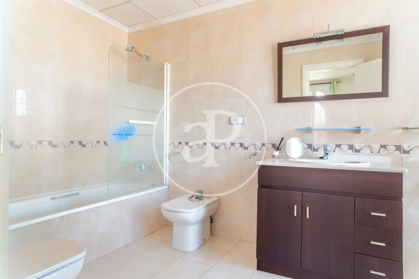 Baño de Casa o chalet de alquiler en L'Eliana con Aire acondicionado, Calefacción y Jardín privado