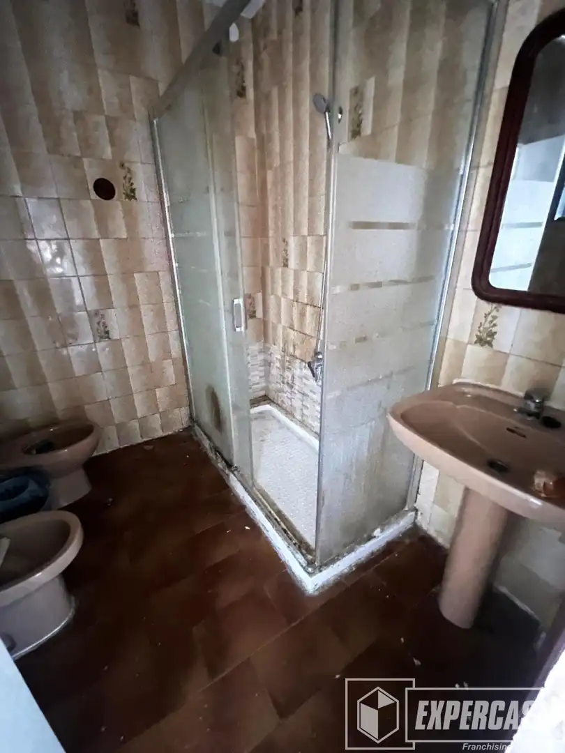 Baño de Piso en venta en Valencia con Terraza