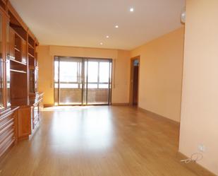 Living room of Flat for sale in Móstoles  with Air Conditioner, Heating and Terrace