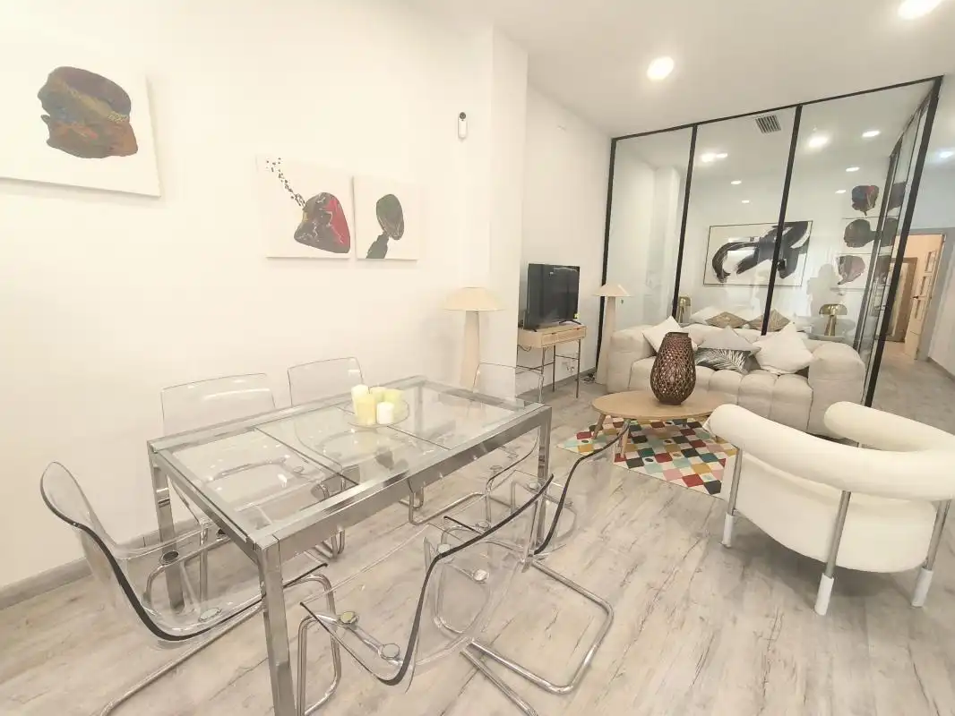 Sala d'estar de Loft en venda en Madrid amb Calefacció i Moblat