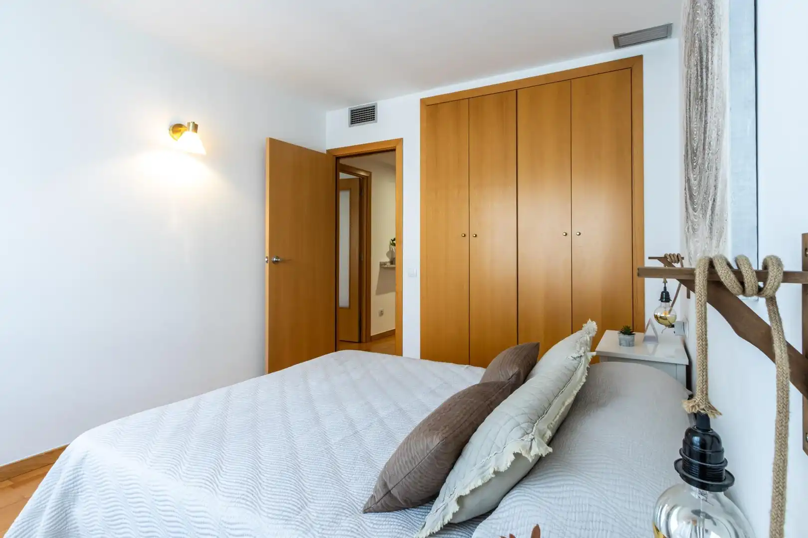 Habitación de Piso en venta en Sabadell con Aire acondicionado, Calefacción y Parquet