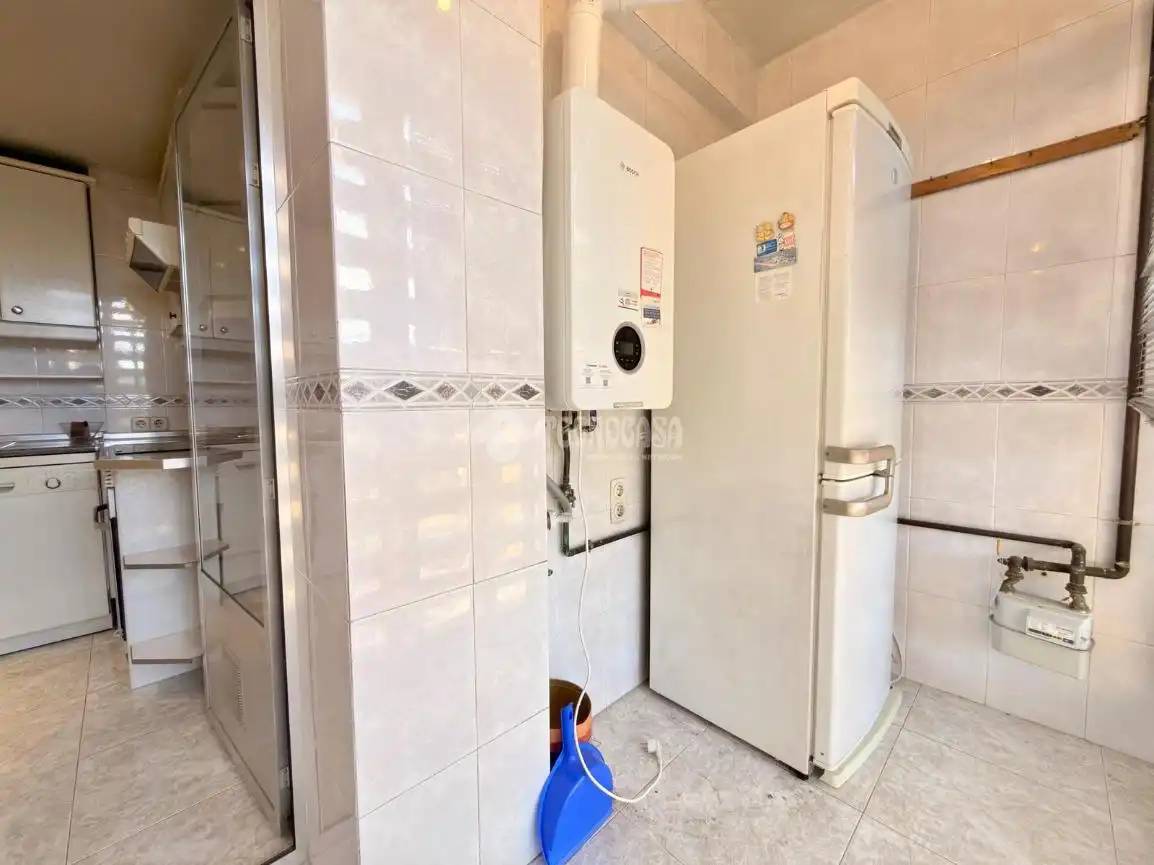 Piso en venta en Madrid con Calefacción, Parquet y Terraza