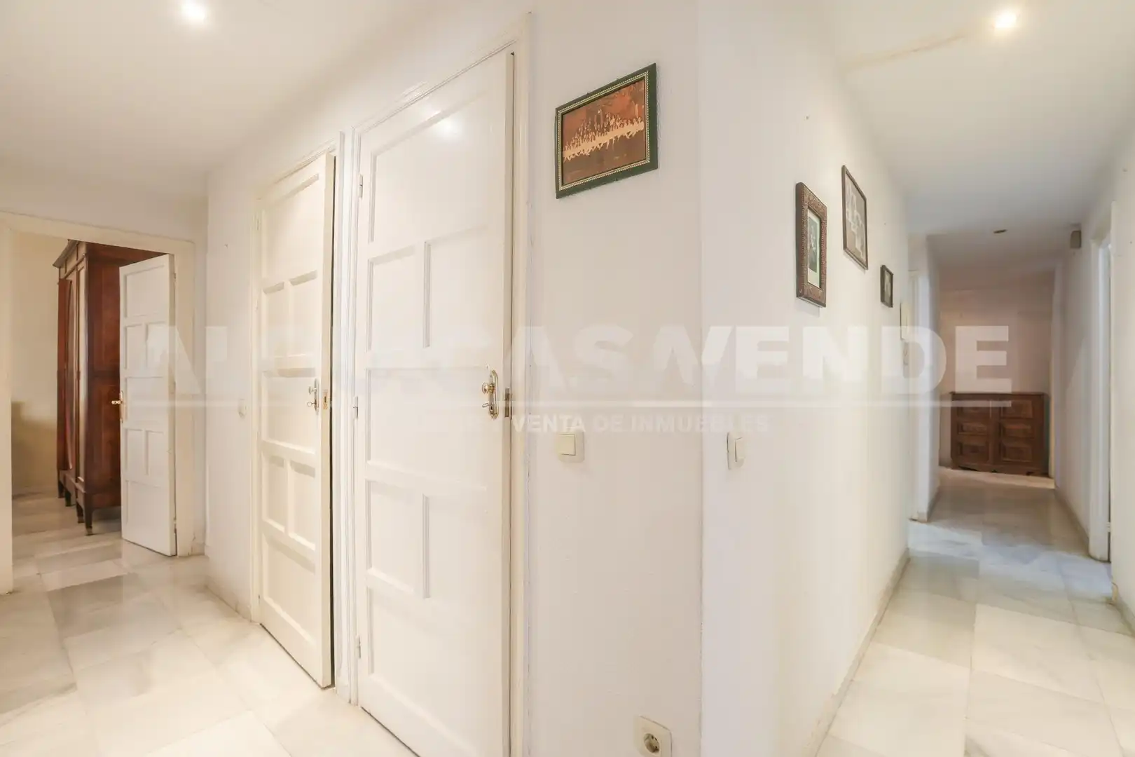 Flat with balcony for sale in Los Remedios, imagen 6
