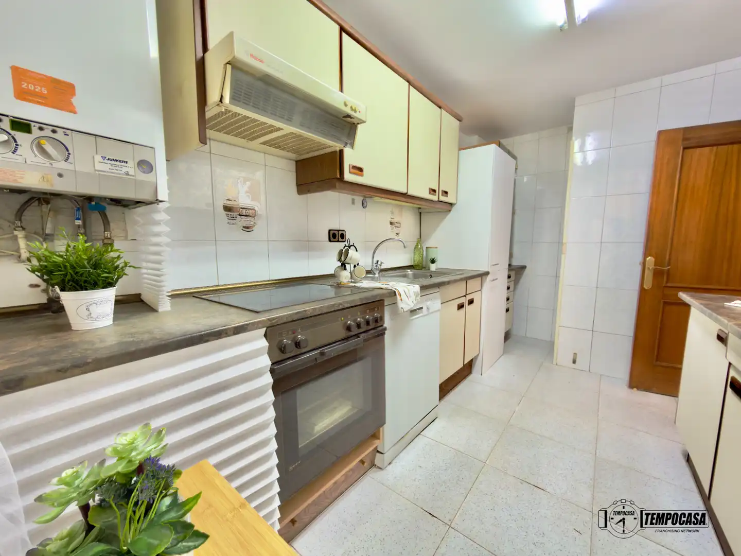 Cocina de Piso en venta en Madrid con Aire acondicionado