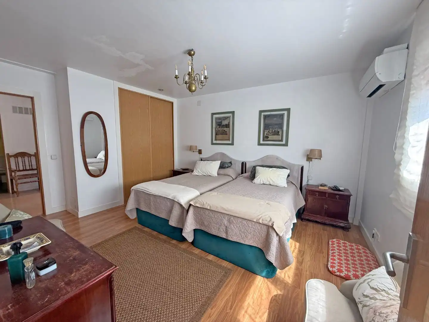Dormitori de Casa o xalet en venda en Villalbilla amb Aire condicionat, Terrassa i Piscina
