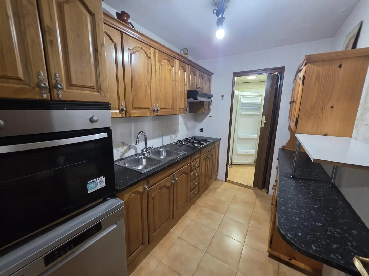 Cocina de Piso de alquiler en Barberà del Vallès con Terraza