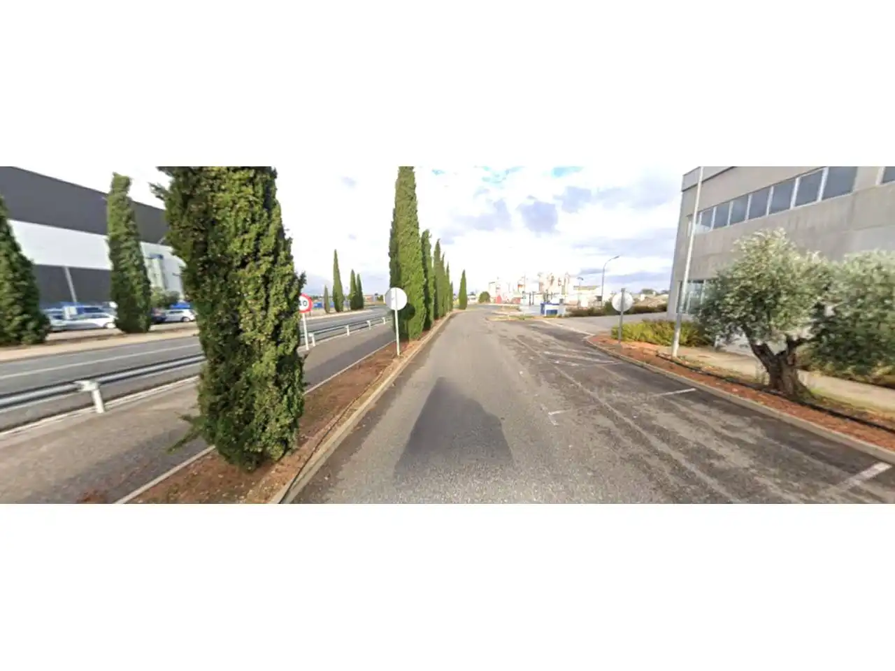 Exterior view of Industrial buildings for sale in Noblejas