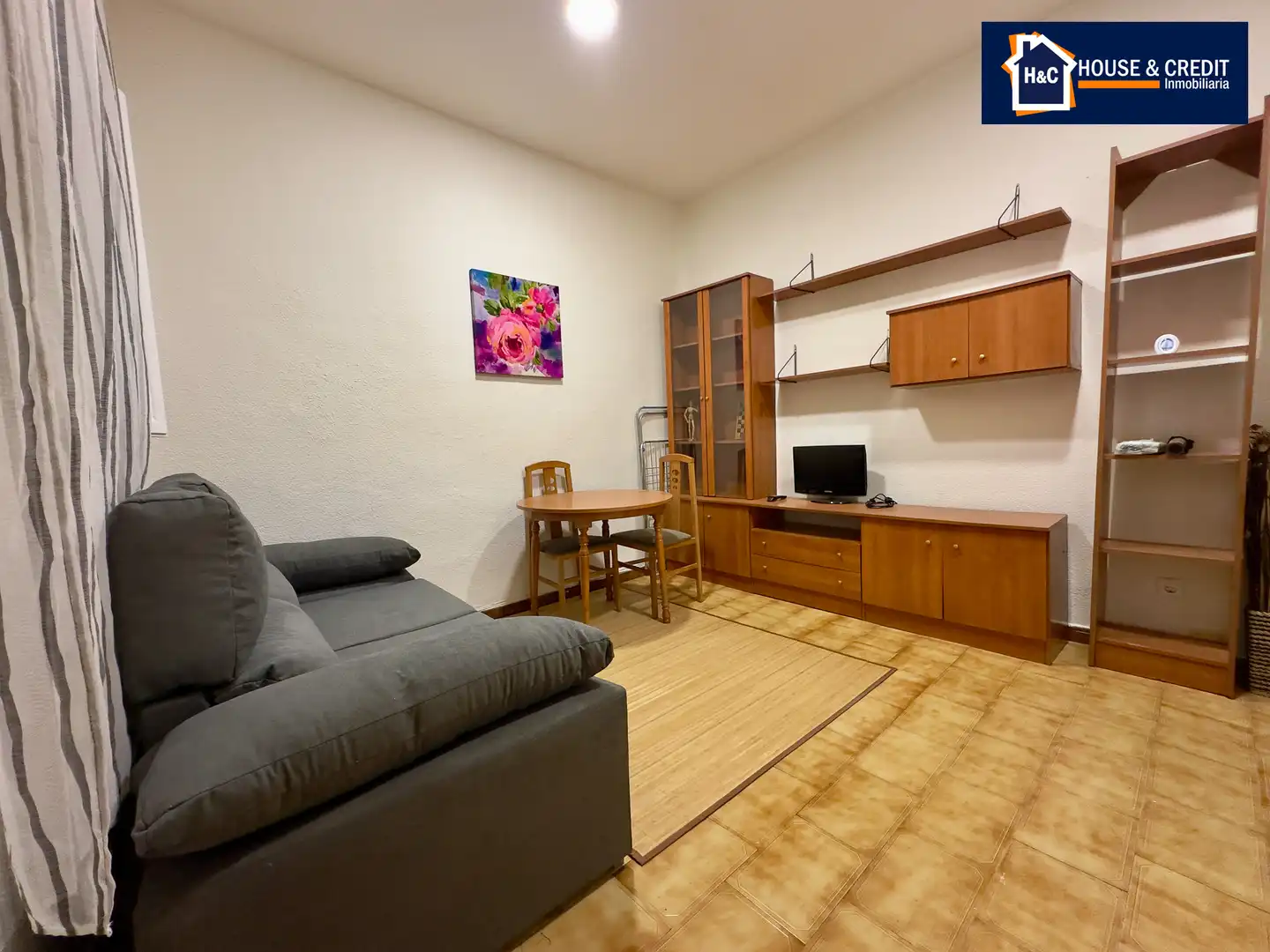 Sala d'estar de Apartament de lloguer en Madrid amb Moblat