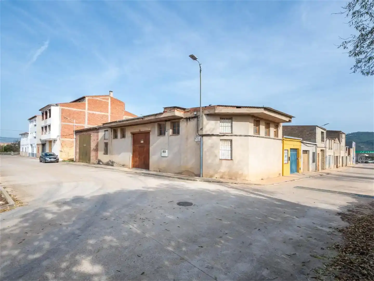 Vista exterior de Local en venda en Atzeneta del Maestrat, Castellón