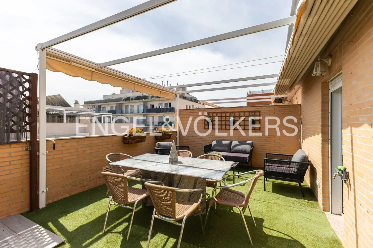Terrassa de Àtic de lloguer en  Valencia Capital amb Aire condicionat, Calefacció i Parquet