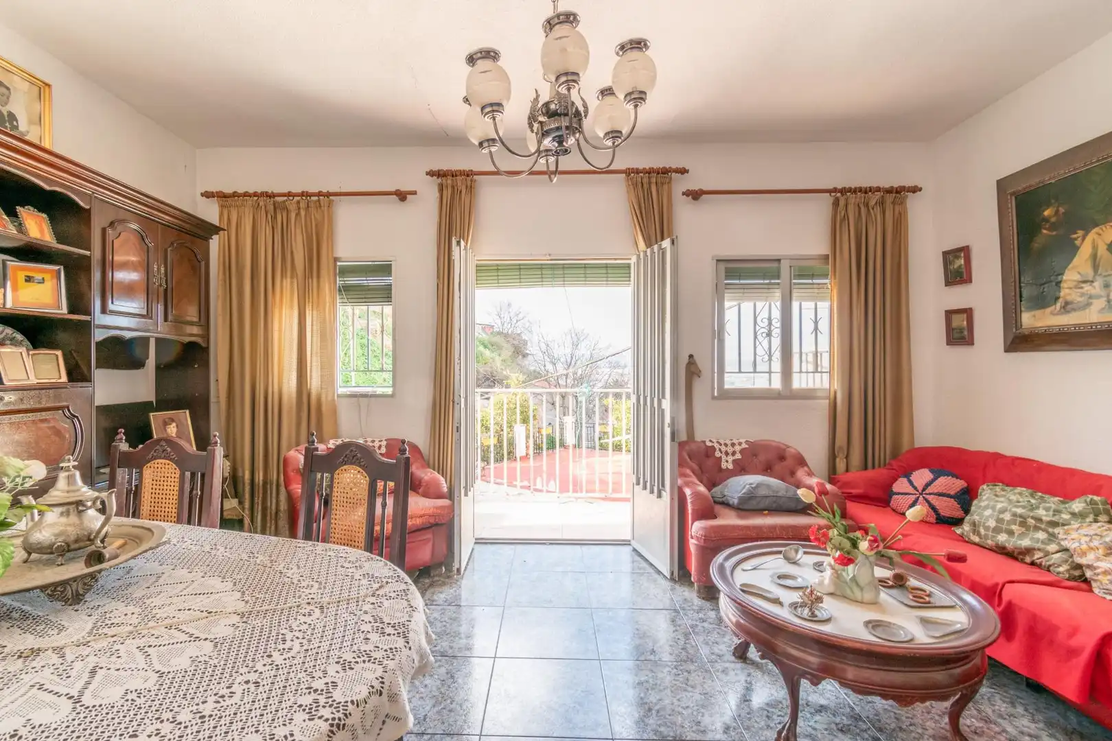 Sala de estar de Casa o chalet en venta en Granada con Jardín privado y Terraza