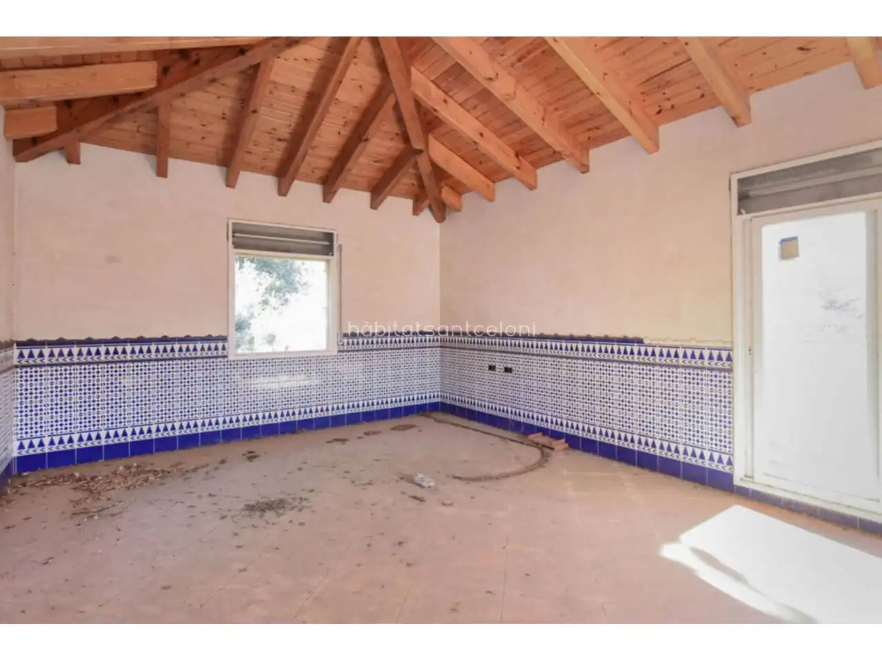 Casa con jardín en venta en Calle Baix Ebre 9, imagen 10