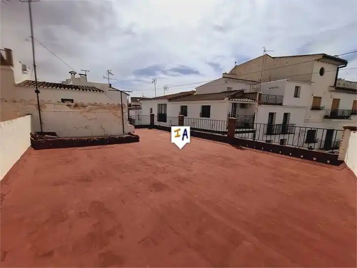 Vista exterior de Casa adosada en venda en Canillas de Aceituno amb Terrassa i Traster
