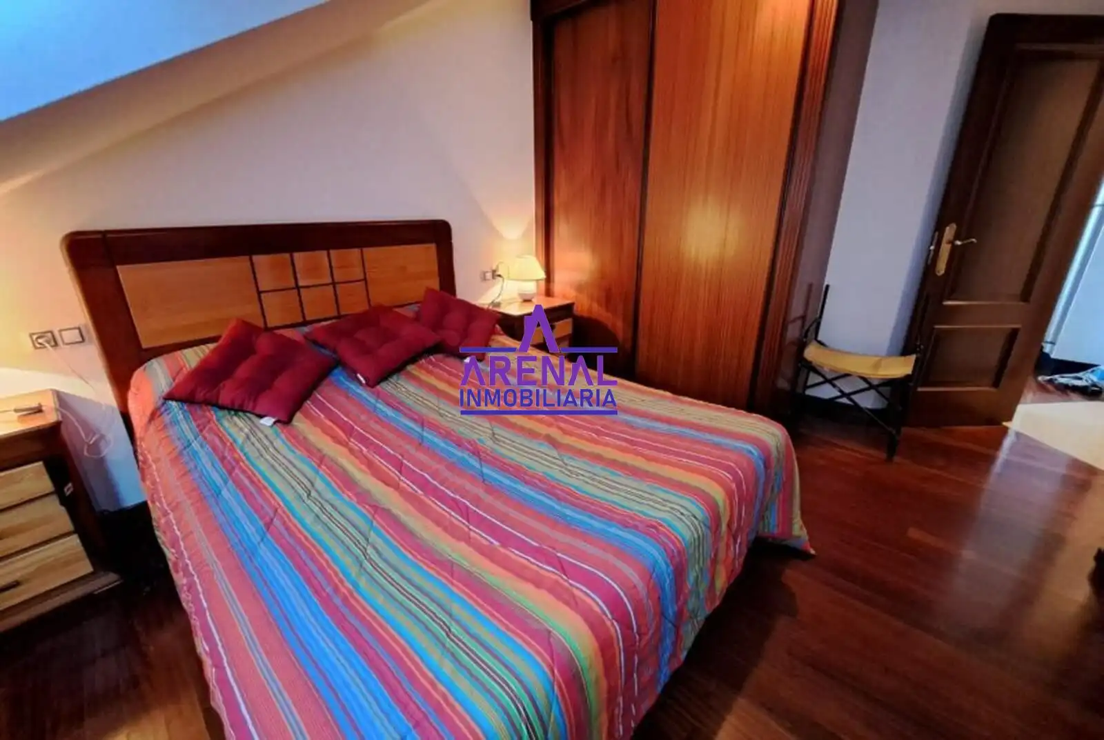 Habitación de Estudio en venta en A Pobra do Caramiñal con Calefacción, Terraza y Trastero