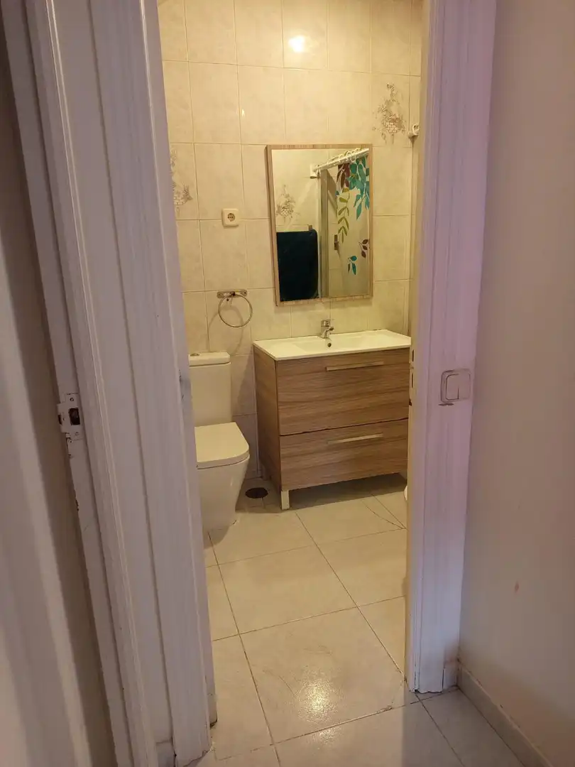 Baño de Piso en venta en San Martín de la Vega con Lavadora