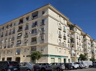 Wohnung mit Balkon zum Verkauf in Avenida - Divina Pastora - Plaza de Toros