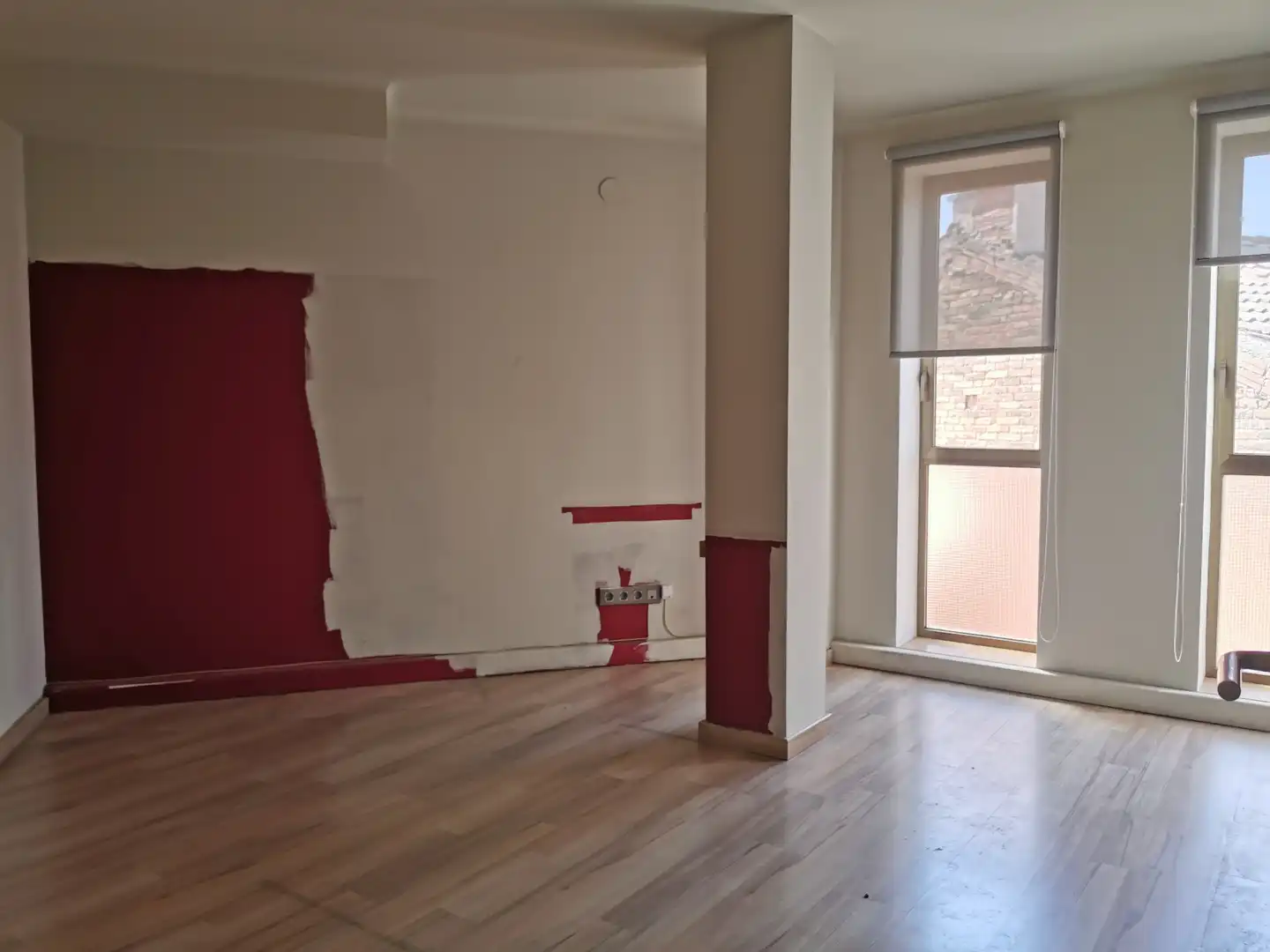 Office for sale in Manresa  with Air Conditioner