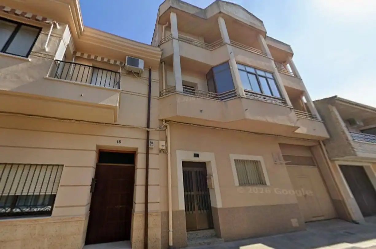 Vista exterior de Piso en venta en Moraleja