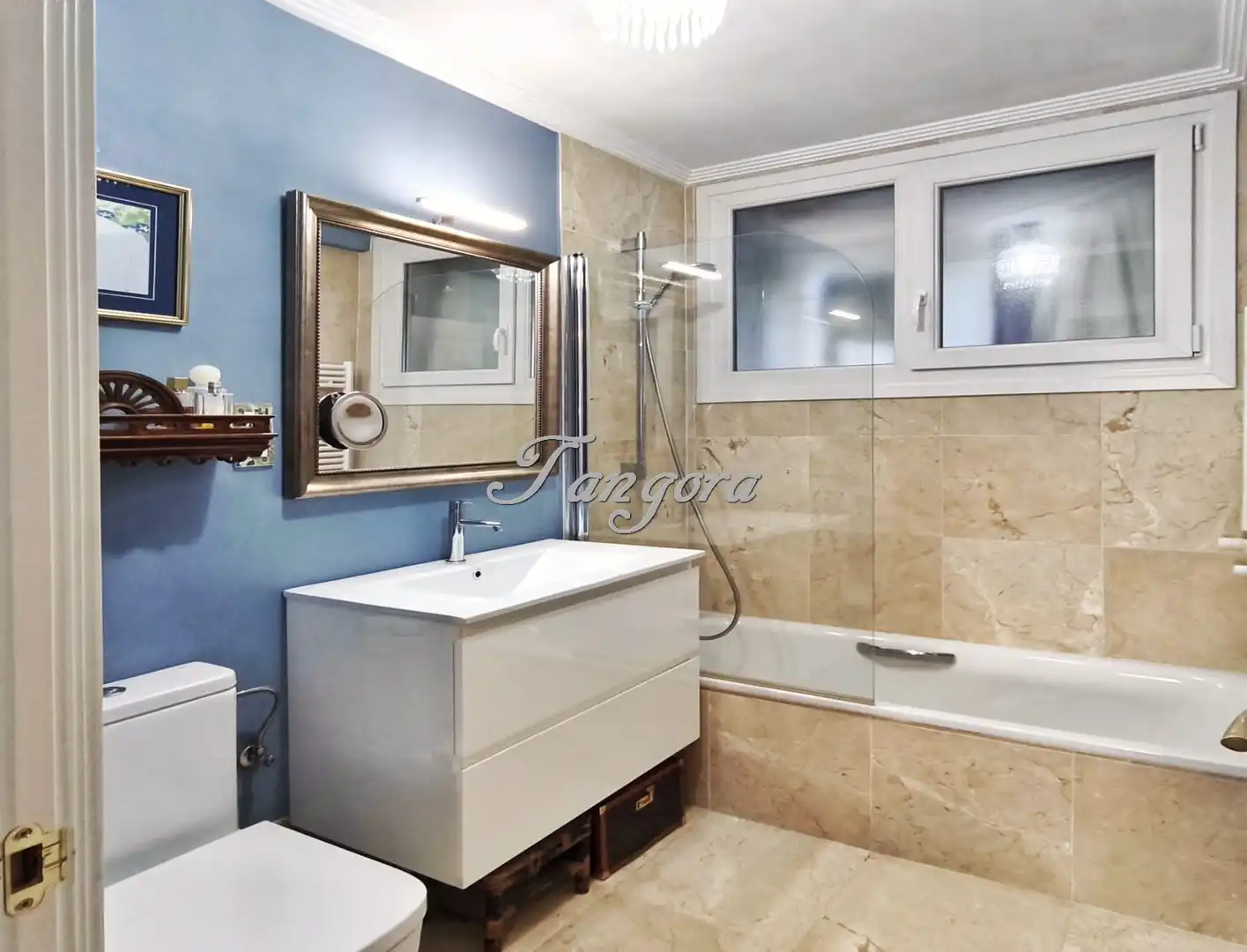 Baño de Piso en venta en Getxo  con Calefacción, Parquet y Trastero