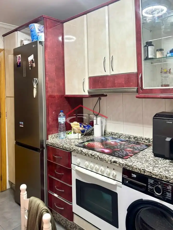 Küche von Wohnung zum Verkauf in San Andrés del Rabanedo mit Heizung, Parkett und Abstellraum