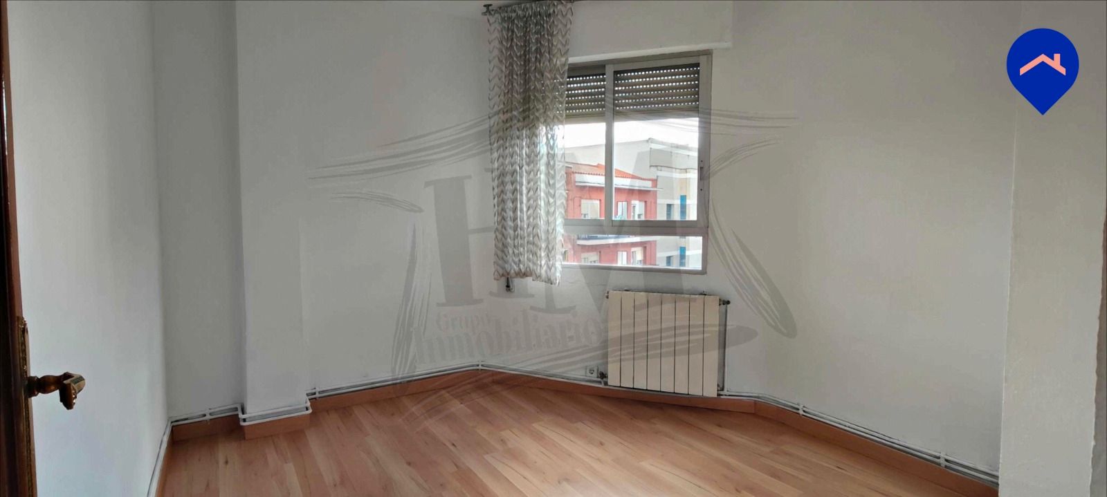 Bedroom of Flat for sale in Alcobendas  with Air Conditioner, Heating and Parquet flooring