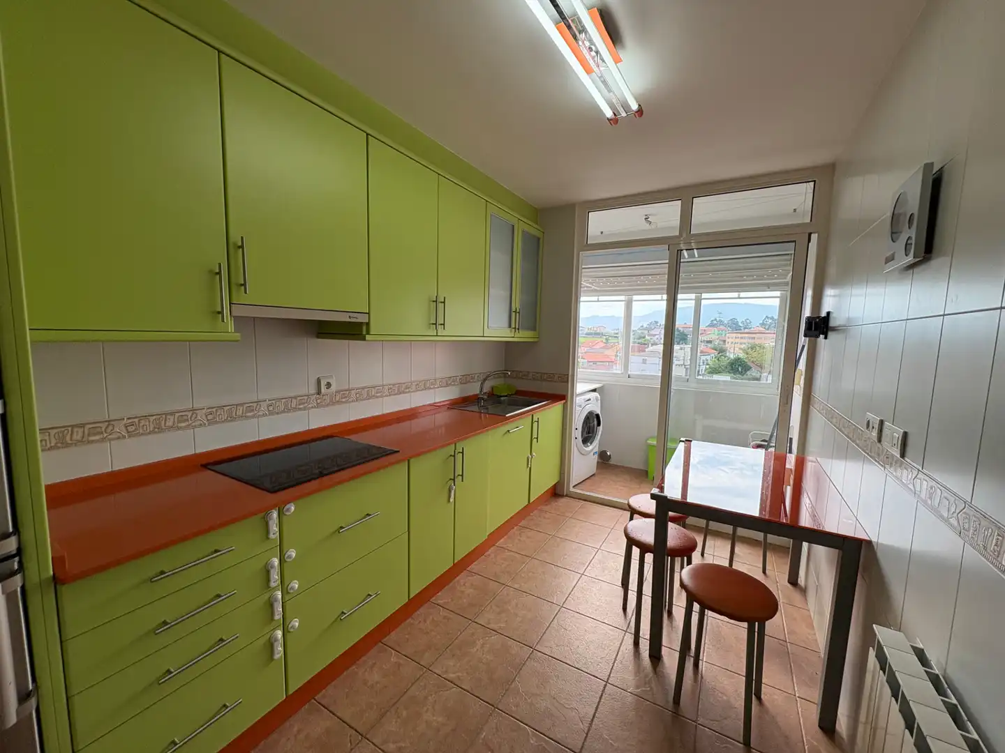 Piso de alquiler en Praza Asilo, Piñeiros- Freixeiro