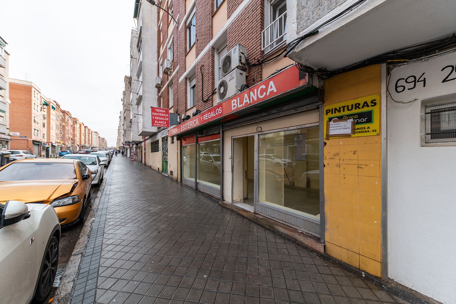 Exterior view of Premises for sale in  Madrid Capital  with Air Conditioner and Heating