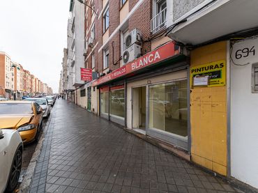 Local comercial en venda a Calle de San Maximiliano
