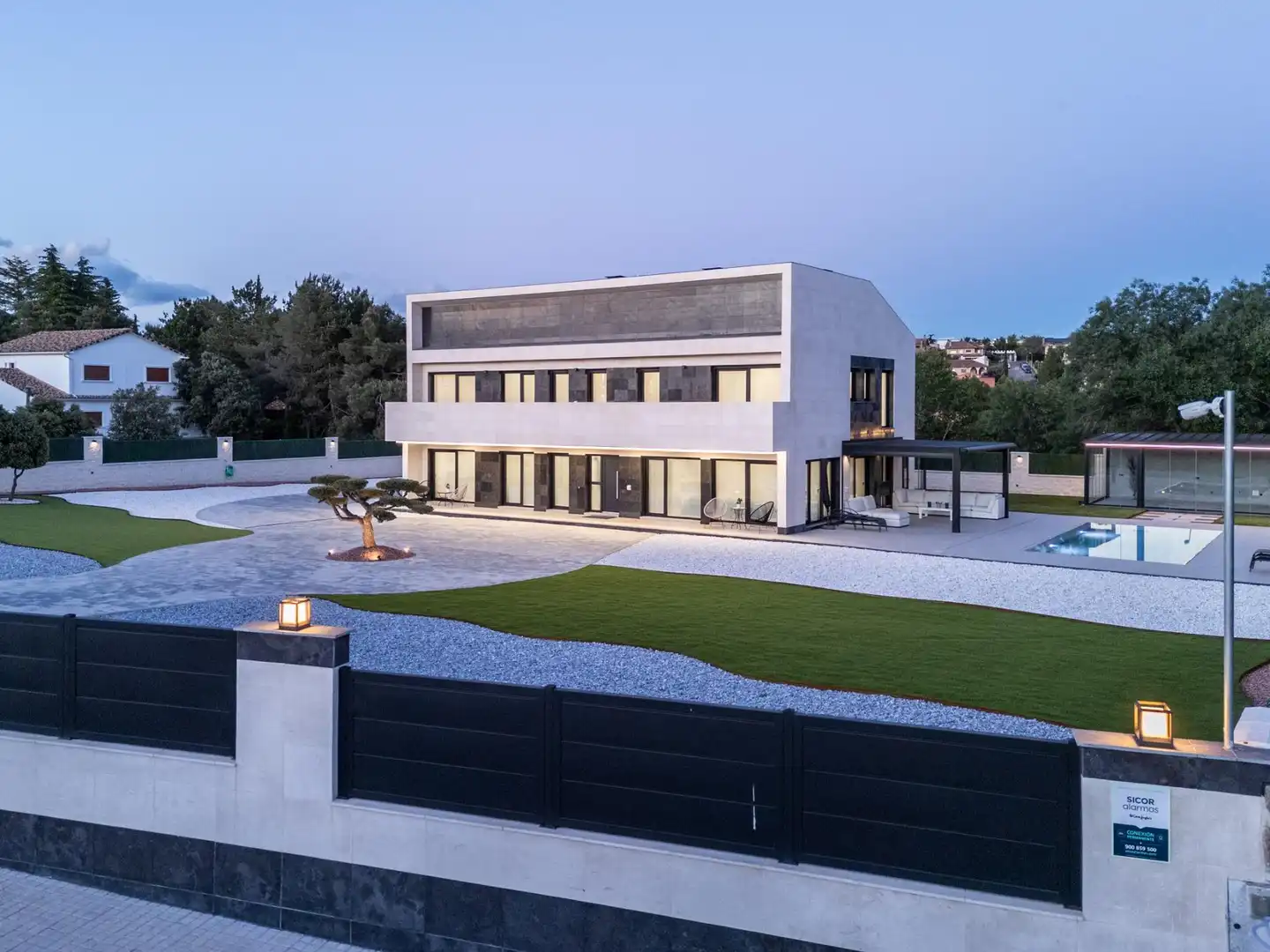 Exterior view of Houses for sale in Colmenarejo  with Air Conditioner, Heating and Private garden