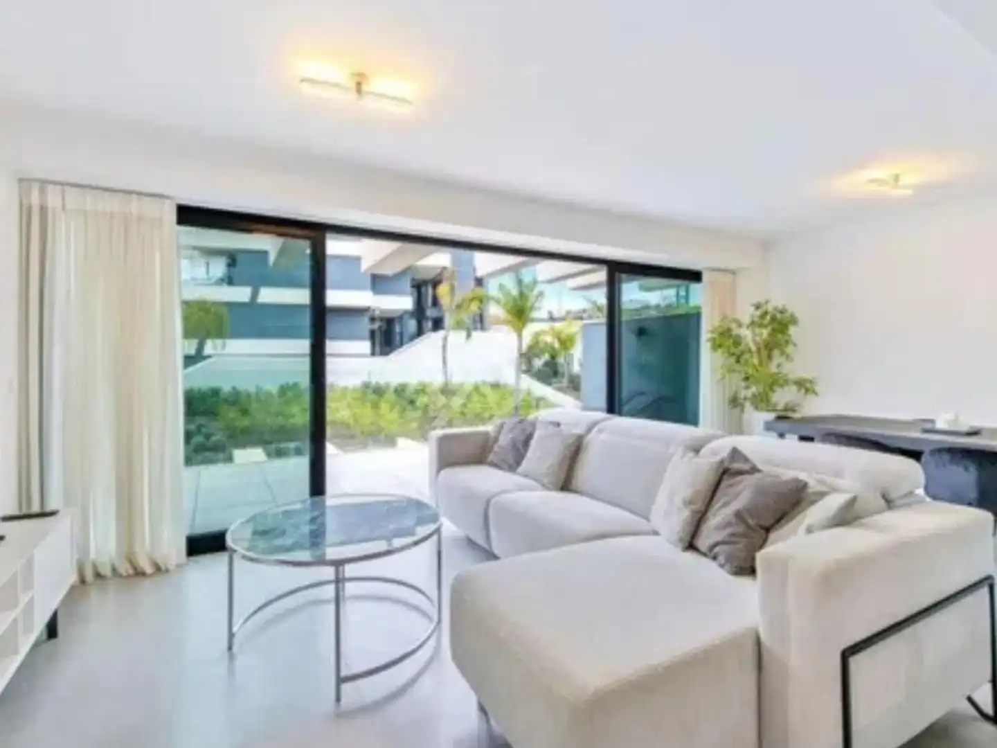 Living room of Apartments for rent in Estepona  with Air Conditioner, Heating and Sauna