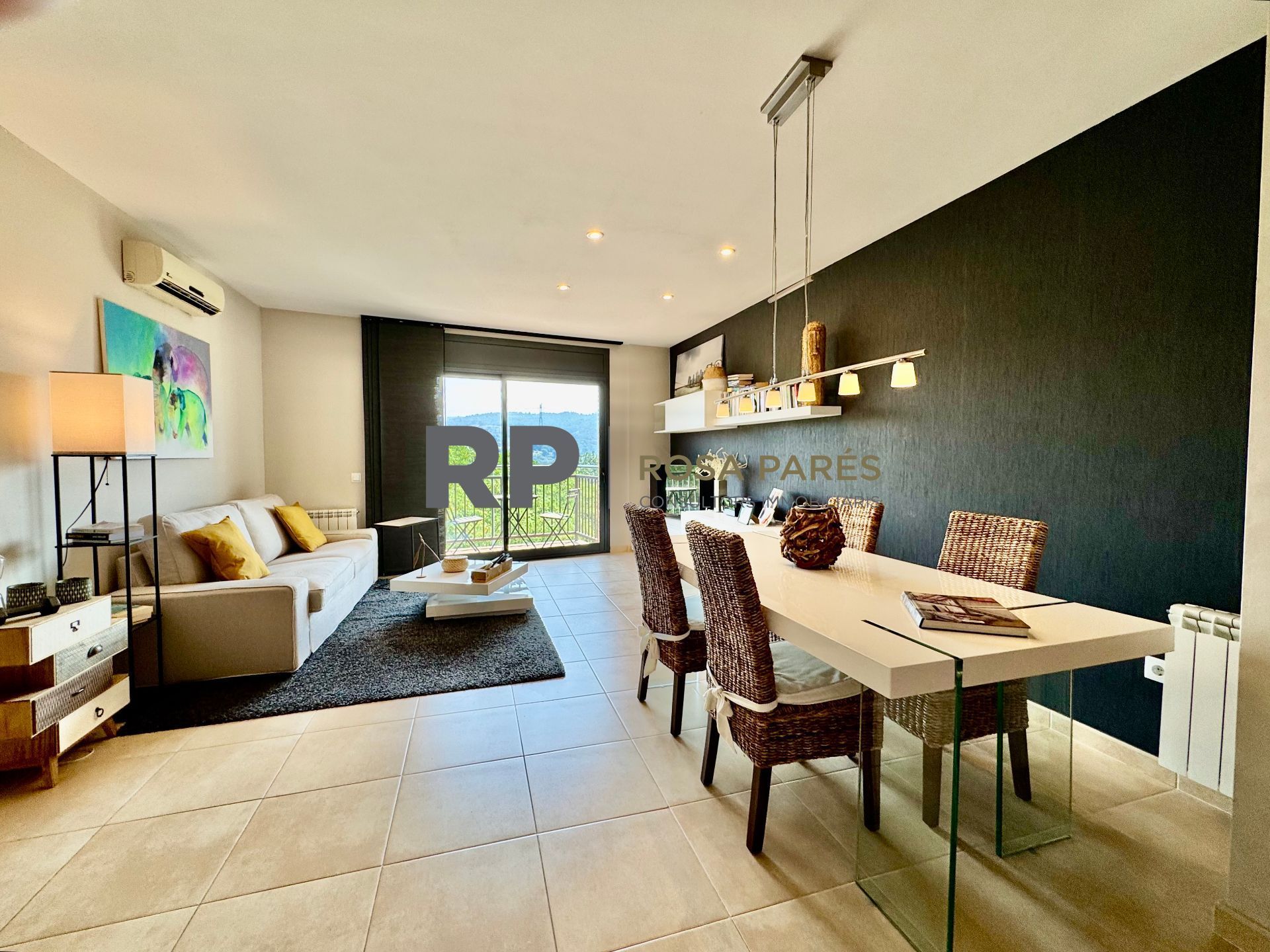 Living room of Duplex for sale in Centelles  with Air Conditioner, Heating and Terrace