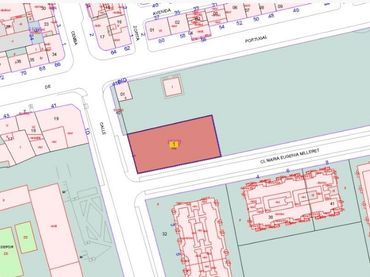 Terreno residencial en venta en Flores de Sil - La Placa