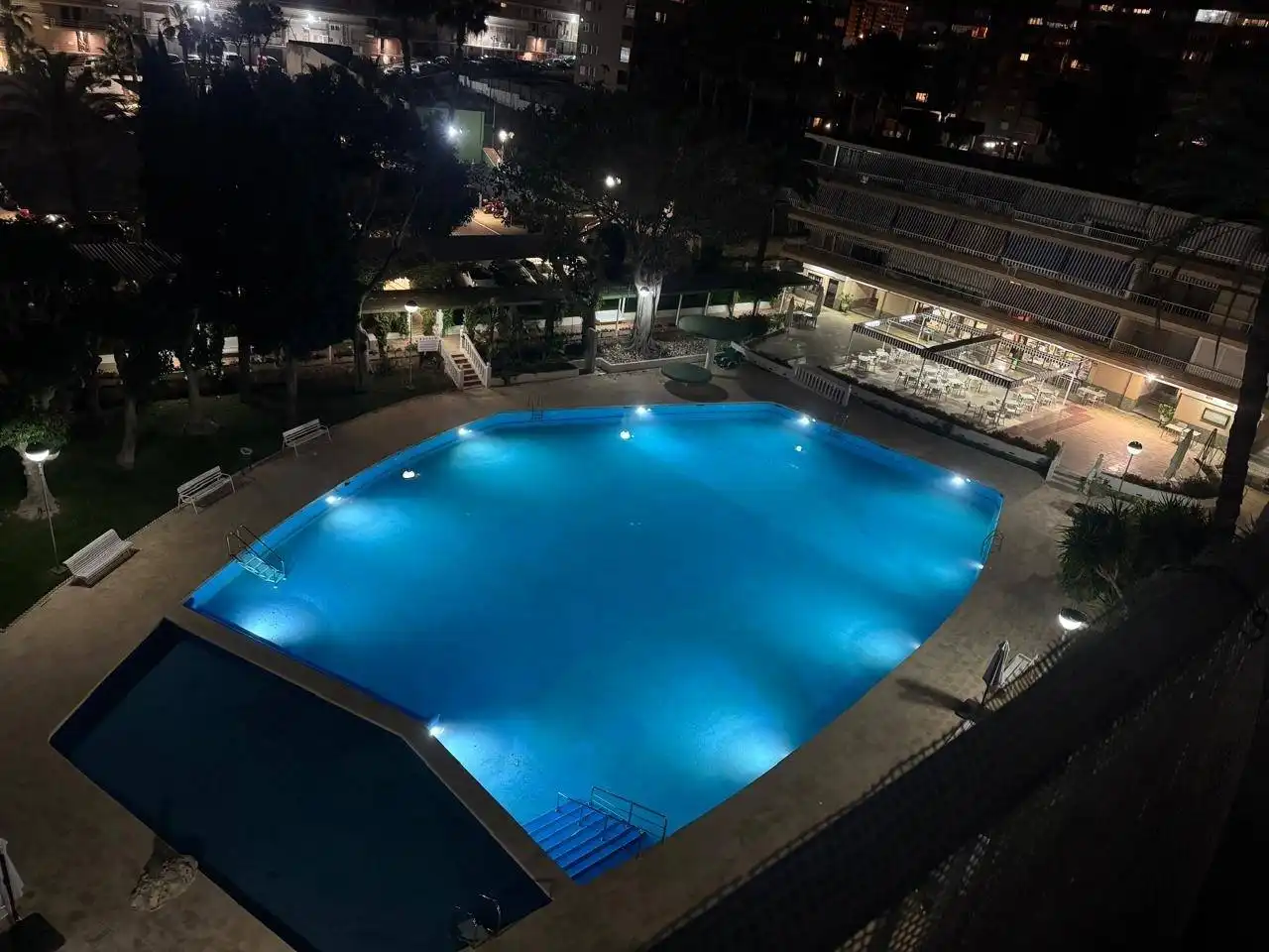 Piscina de Apartament de lloguer en Alicante / Alacant amb Jardí privat, Terrassa i Moblat
