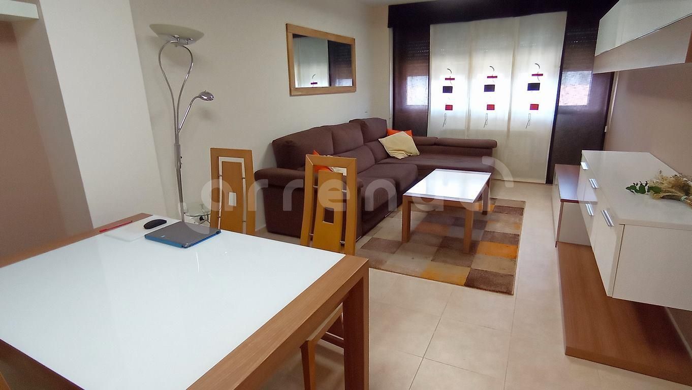 Duplex to rent in Príncipe De Asturias, Alovera