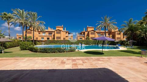 Foto 2 de Pis en venda a Benatalaya, Málaga