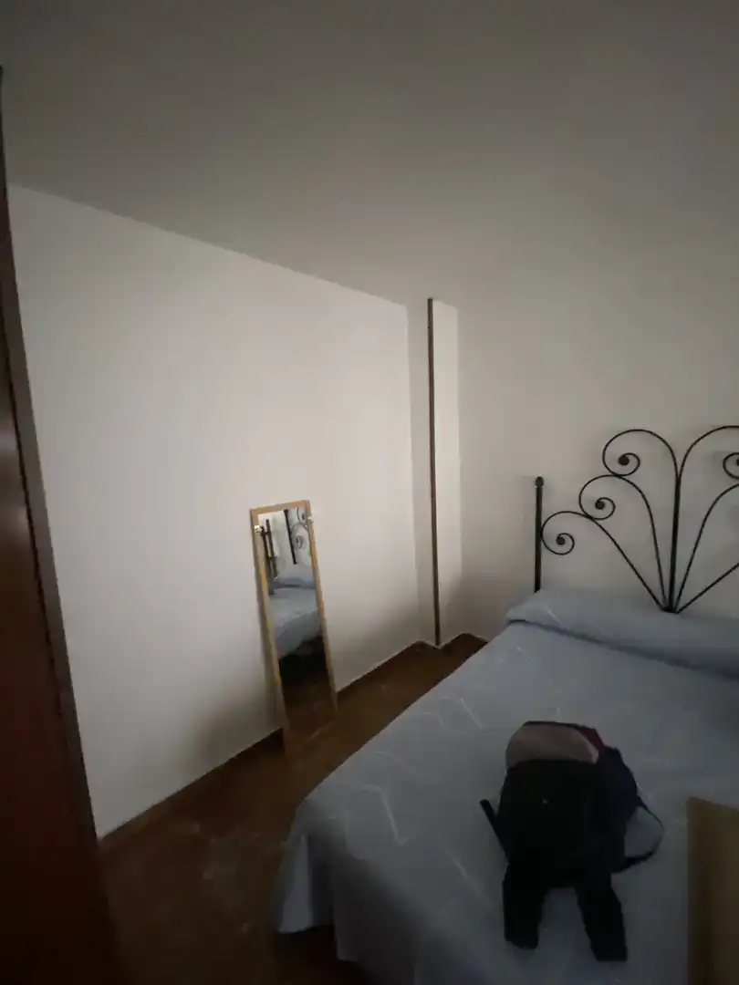 Dormitori de Pis en venda en Granada amb Jardí privat, Piscina i Balcó