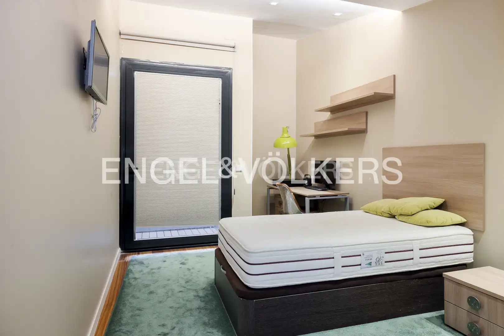 Bedroom of Houses for sale in Madrid  with Air Conditioner, Heating and Terrace