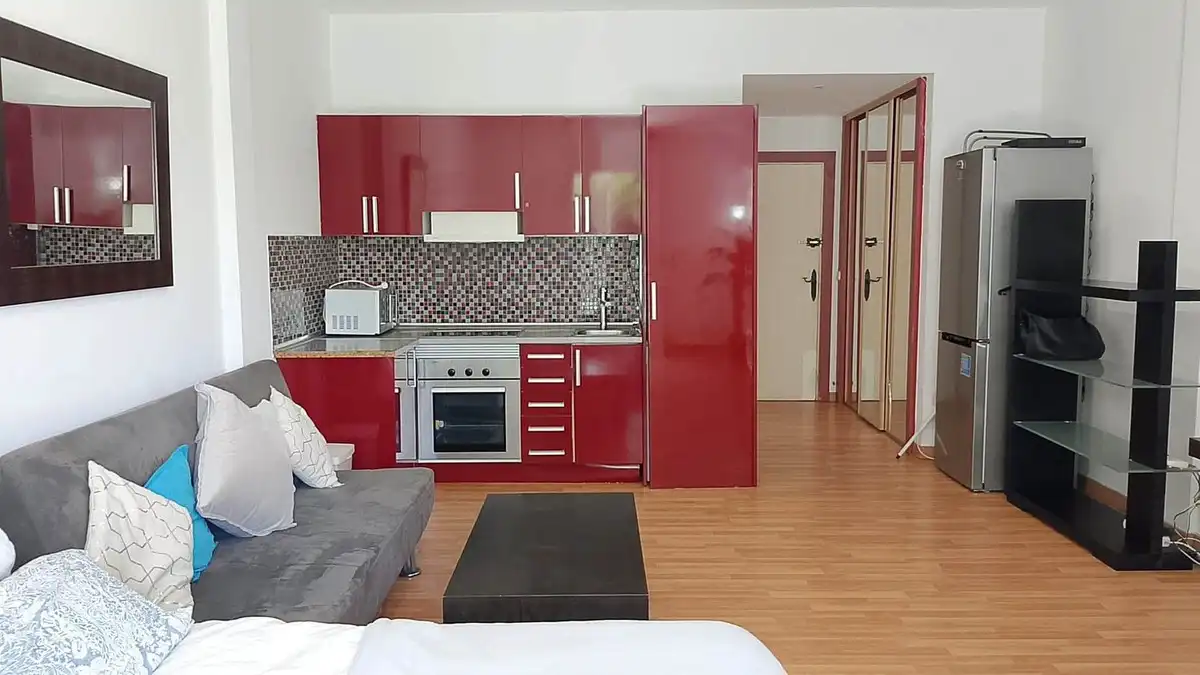 Dormitori de Estudi en venda en Marbella amb Aire condicionat, Jardí privat i Terrassa