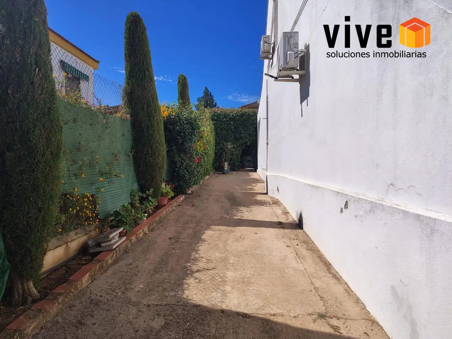 Villa con piscina in vendita a Bollullos de la Mitación, imagen 4