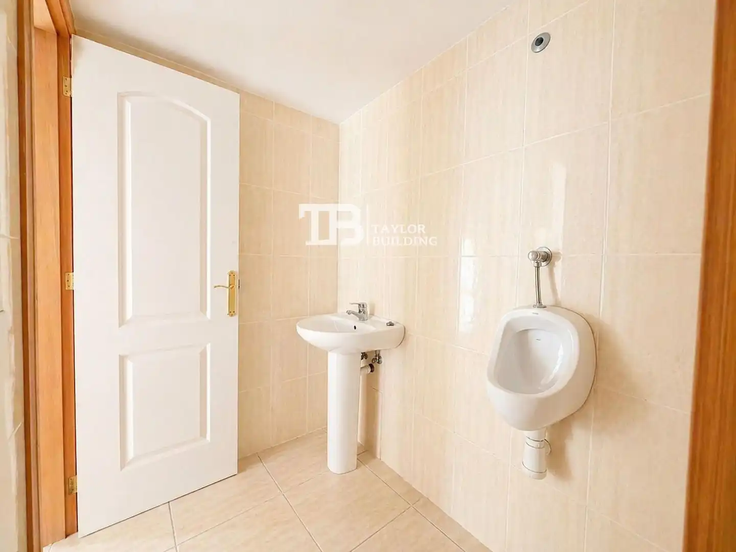 Bathroom of Commercial properties for sale in Calvià